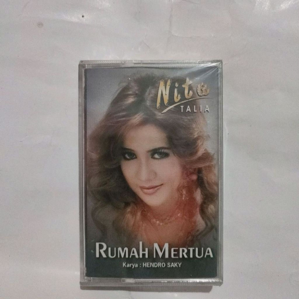 KASET NITA TALIA RUMAH MERTUA