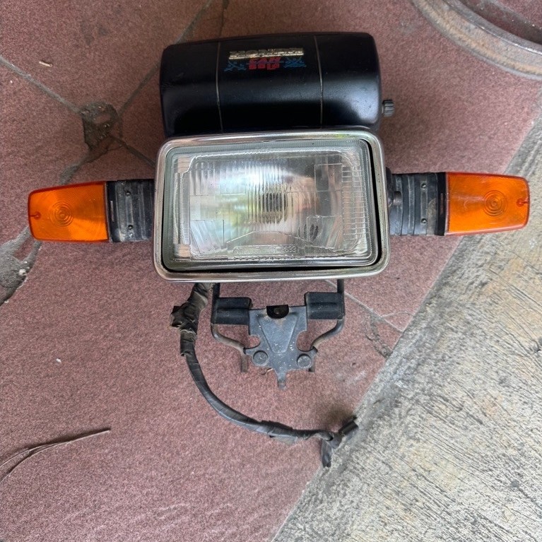 LAMPU GL KOTAK ORINAL FULSET SPEEDO