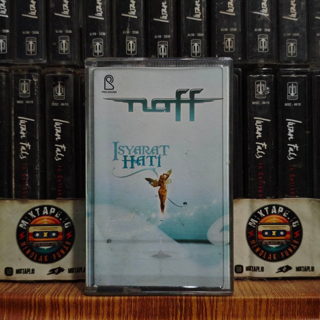 Kaset - Naff - Isyarat Hati - Kaset Pita - Radio Tape - Radio - Pemutar Kaset - Retro - Classic - Ca