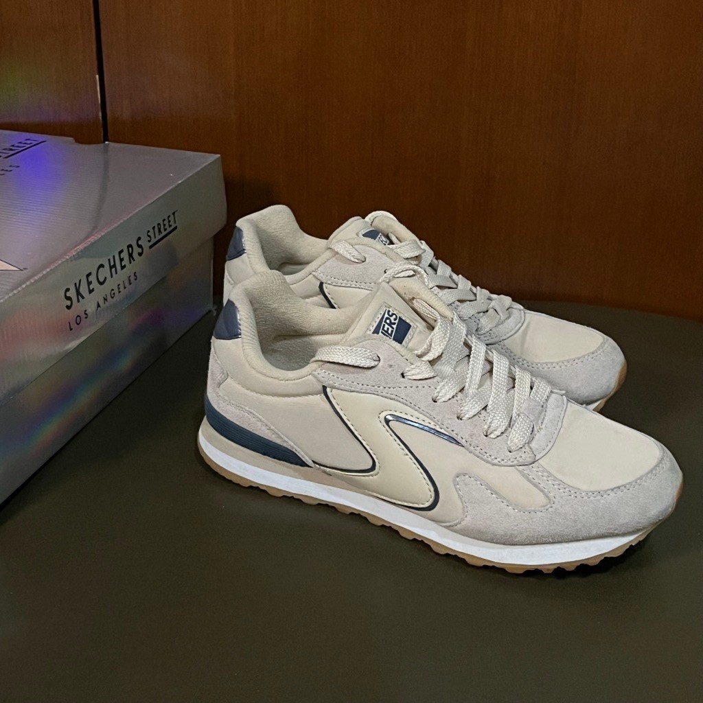 (PRELOVED) Skechers Street Los Angeles OG 85 Swift And Sleek Warna Off White (Cream) - Sepatu Wanita
