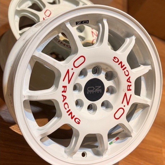 OZ Racing R15