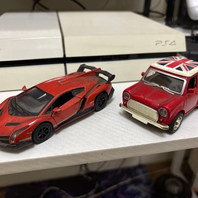 Mainan Mobil Remote Control RC Lamborghini dengan Baterai Cas - Pintu Buka, Lampu Nyala, Frekuensi 4