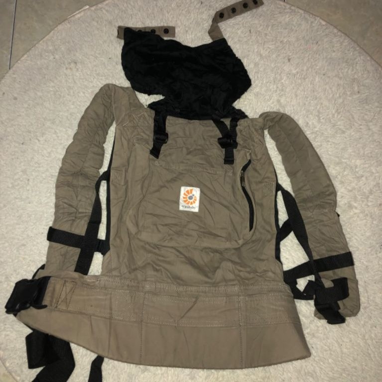 gendongan Ergobaby original