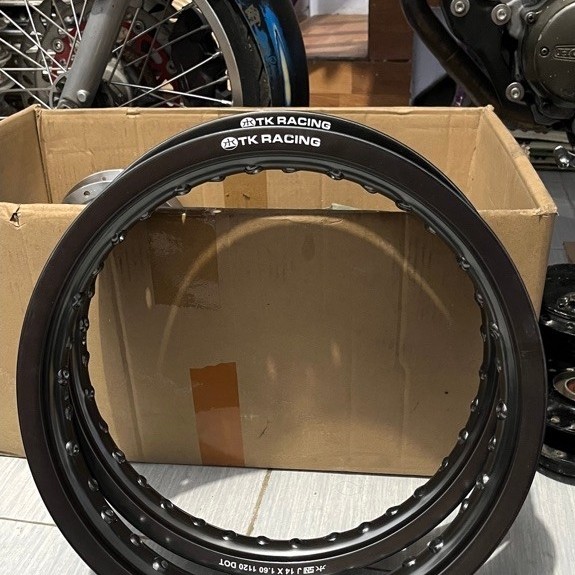 Velg TK japan titanium R 14-160/185