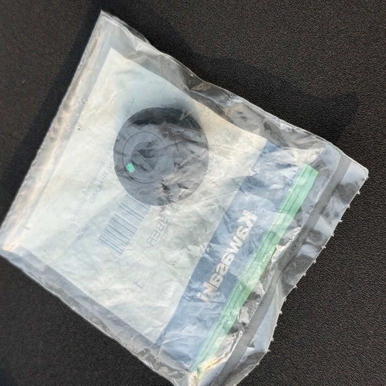 karet damper bos pegangan gantungan silencer knalpot ninja 250 fi new/zx6r/zx25r