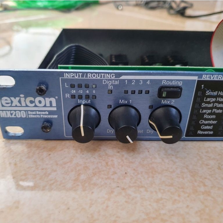 Efek vocal Lexicon MX200 Dual Reverb Prosesor Efek