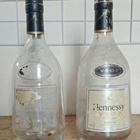 Botol kosong-botol display henesey