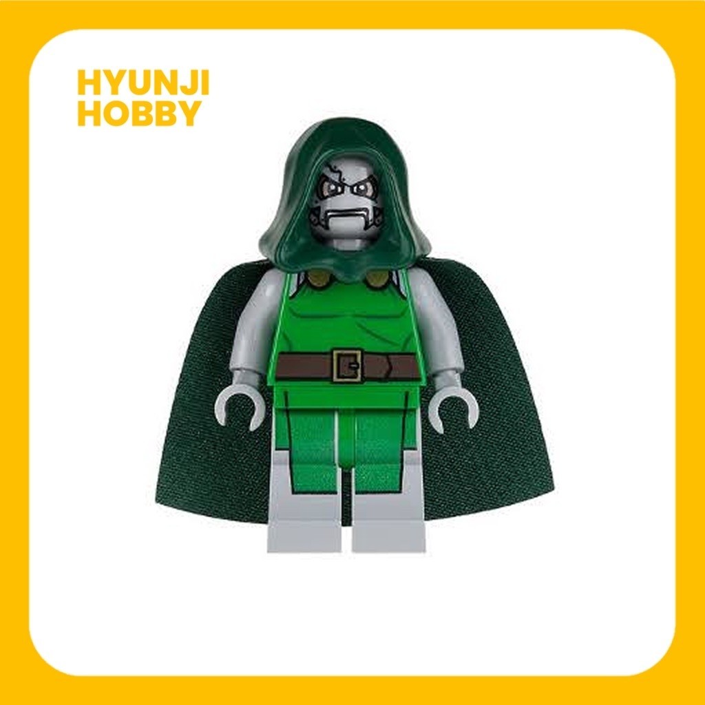 LEGO Marvel Doctor Doom Minifigure ori