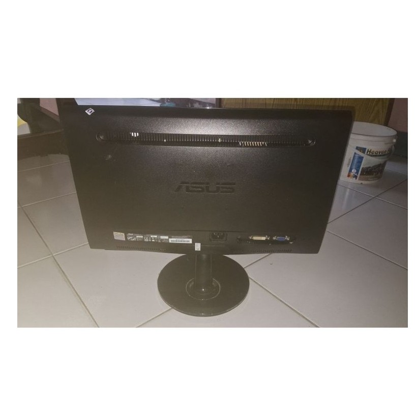 monitor Asus 18,5" bekas