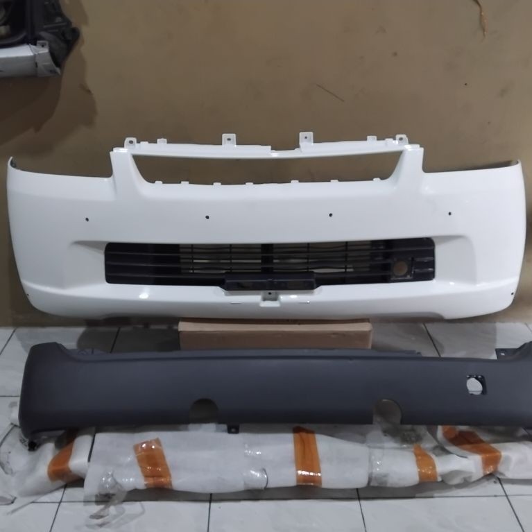 Bemper DAIHATSU GRANDMAX..minibus