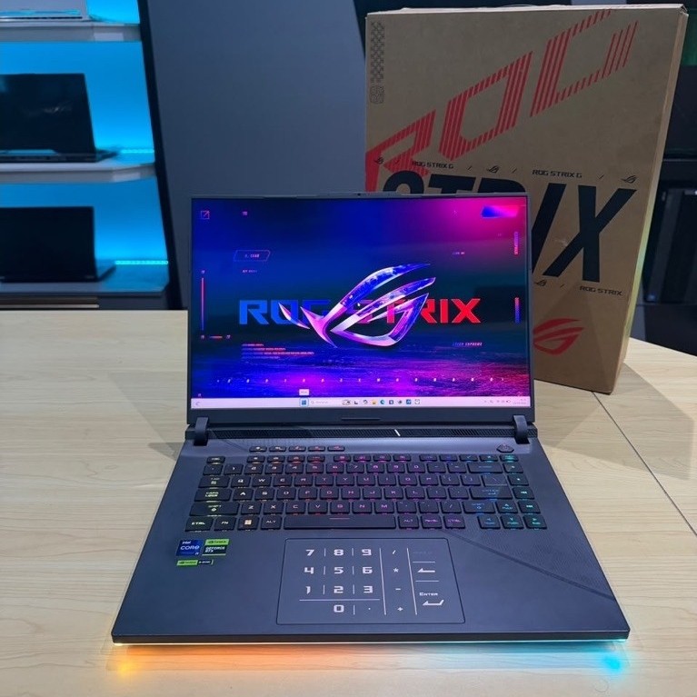 ASUS ROG Strix G16 G634JZR i9-14900HX RTX 4080 32GB/1TB