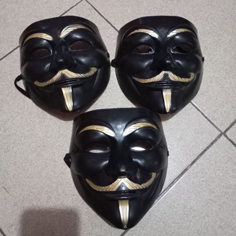 Preloved topeng anonymous vendetta black