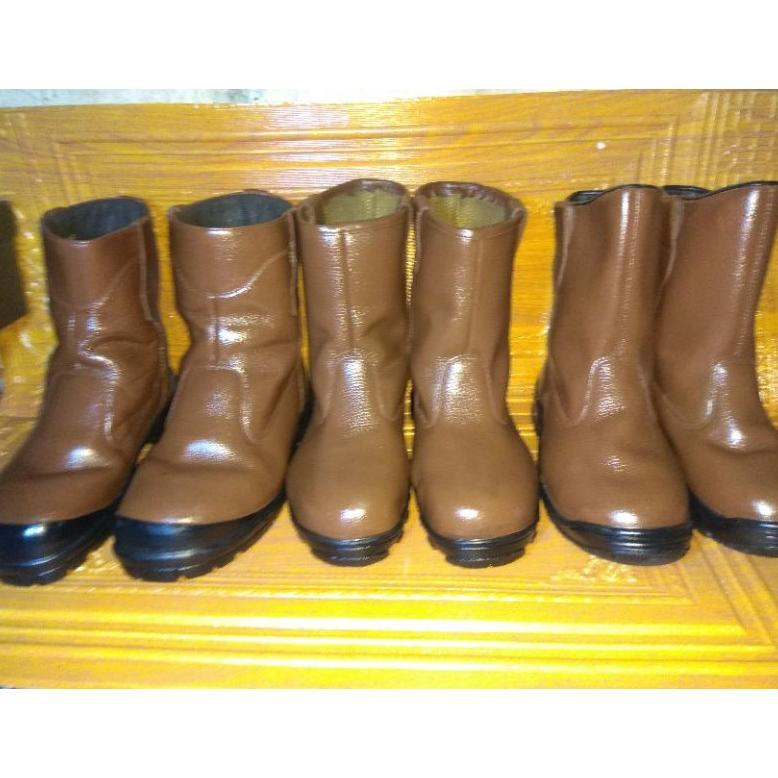 Diskon Sepatu Safety Boots Second Kulit Asli Berkualitas