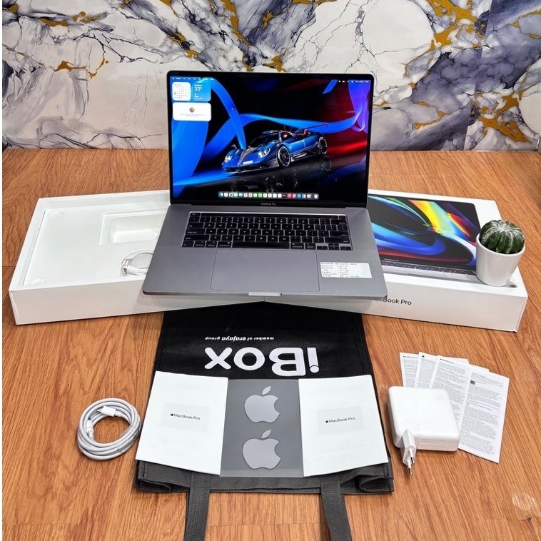 Macbook Pro 16” 2019 i7 | 16 | 512 GB