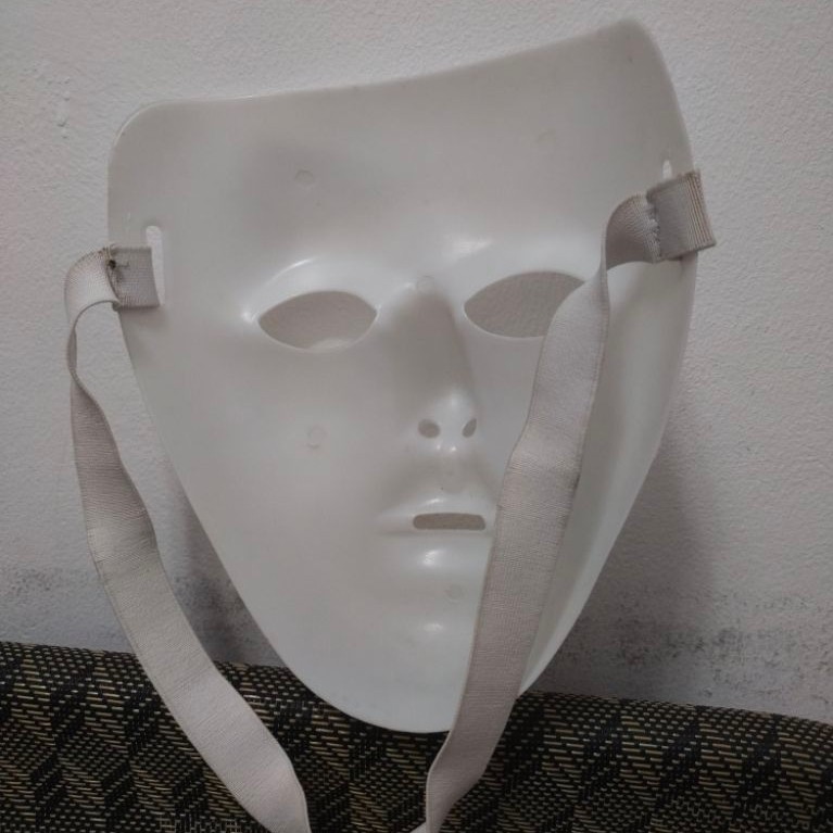 TOPENG PESTA PRELOVED