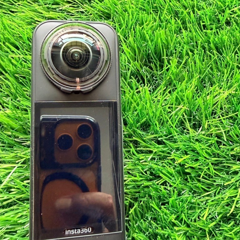 Insta360 X5 Essential Bundle