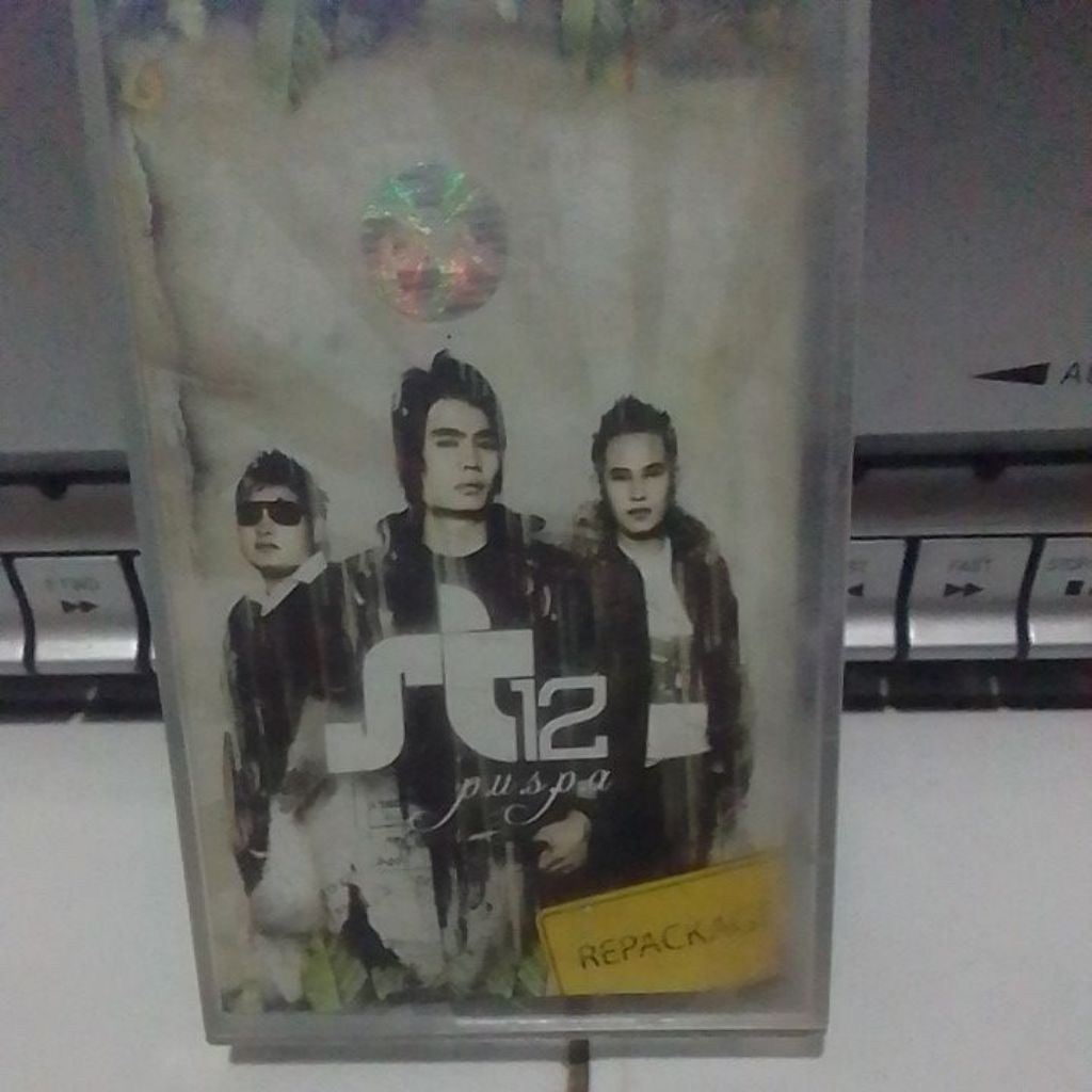 Kaset Pita ST12 Puspa Original Repack