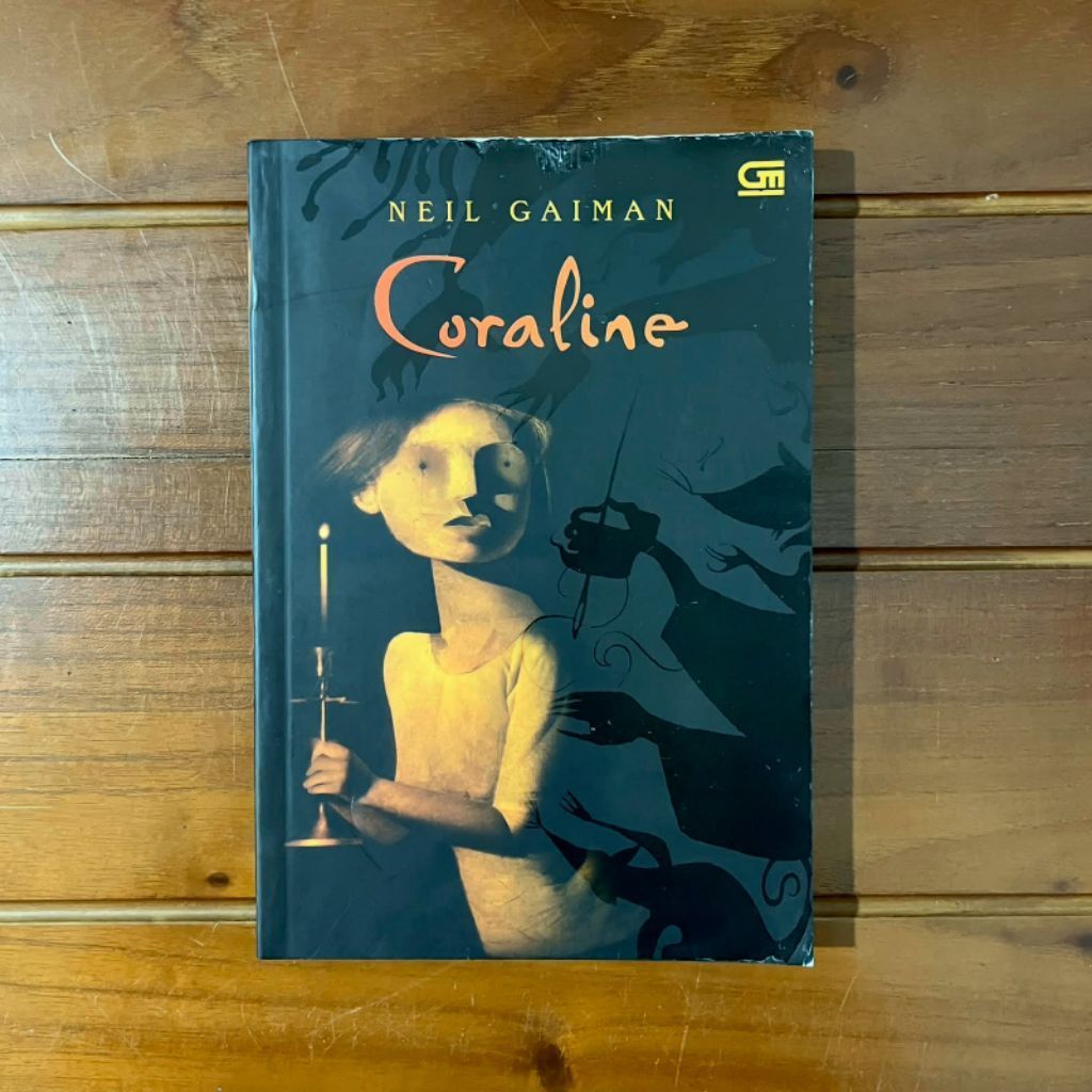 PRELOVED Coraline - Neil Gaiman - Novel Terjemahan Buku Bekas Second