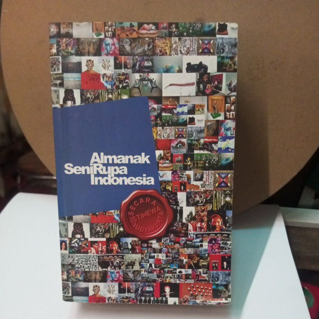 buku almanak seni rupa indonesia  .