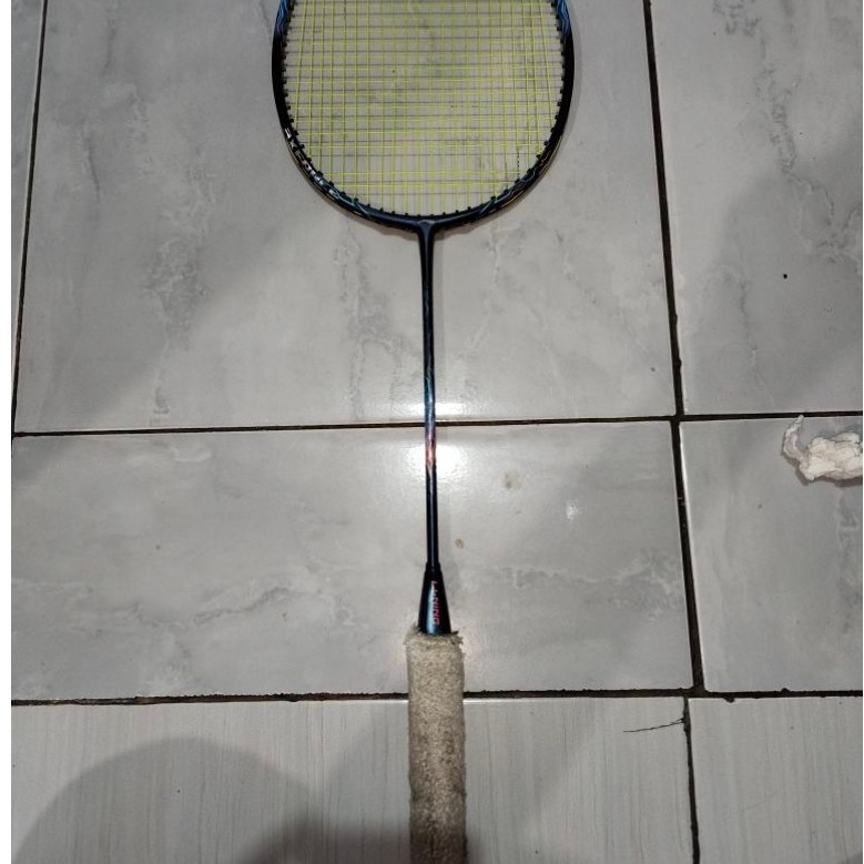 raket bdaminton lining axforce 90 dragon max