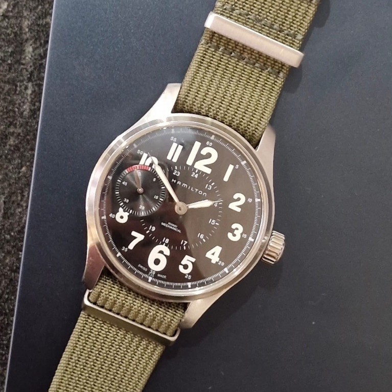 USED Hamilton Khaki Field Officer H69619533 2008 year of production Secondhand Khaki Field Watch For