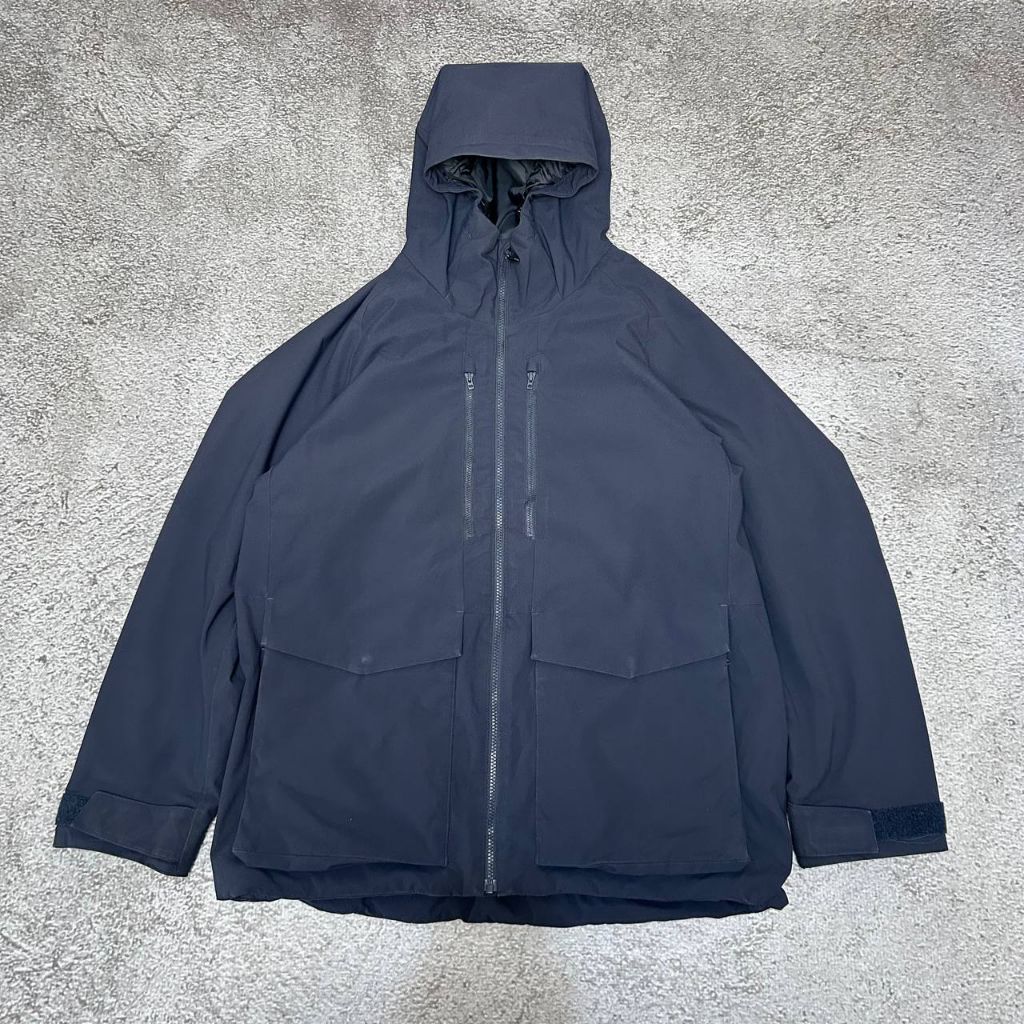 UNIQLO HYBRID 3D DOWN JACKET