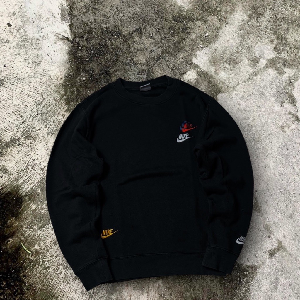 crewneck nike second