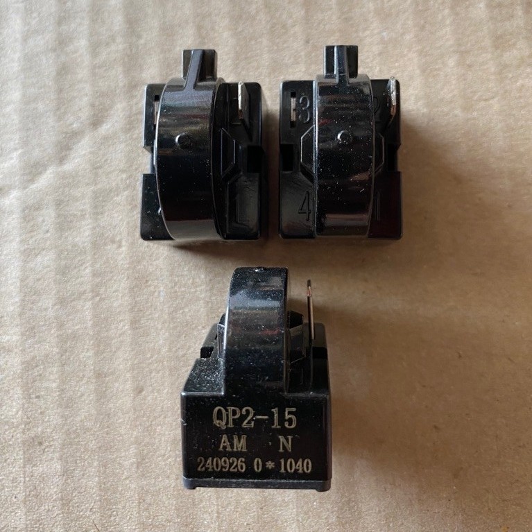 Rilay relay PTC kompresor kulkas freezer 1 pin kanan QP2-15 ori sharp