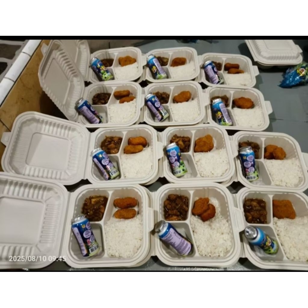 Meal Box Plastik Sekat 3 (Merak MB 1B) warna Cream / Kotak makan sekat 3 / Box makan sekat 3