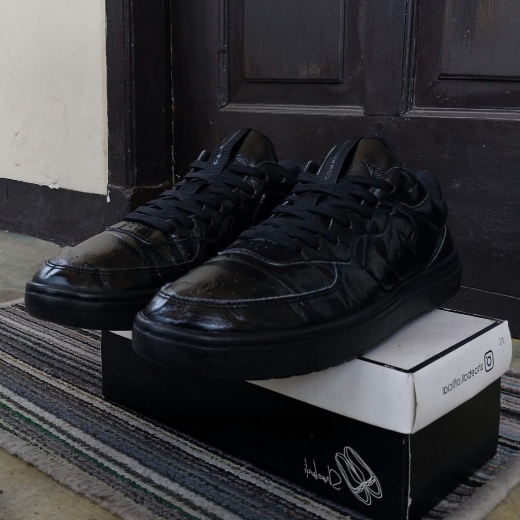 Converse Rival Ox Black