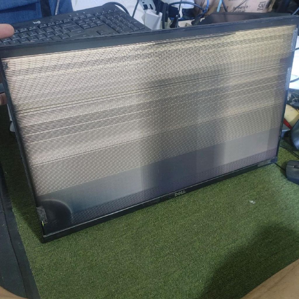 Monitor Touchscreen DELL P2418HT rusak
