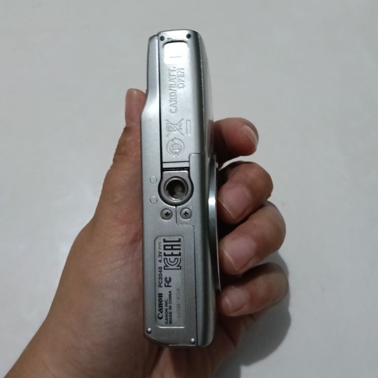 canon ixus 145