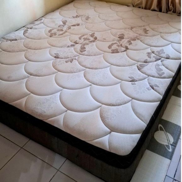 SPRINGBED COMFORTA 160x200 SEMARANG