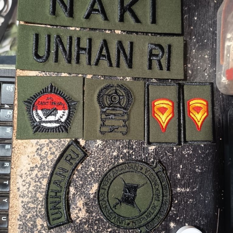 Atribut Unhan (biasa)