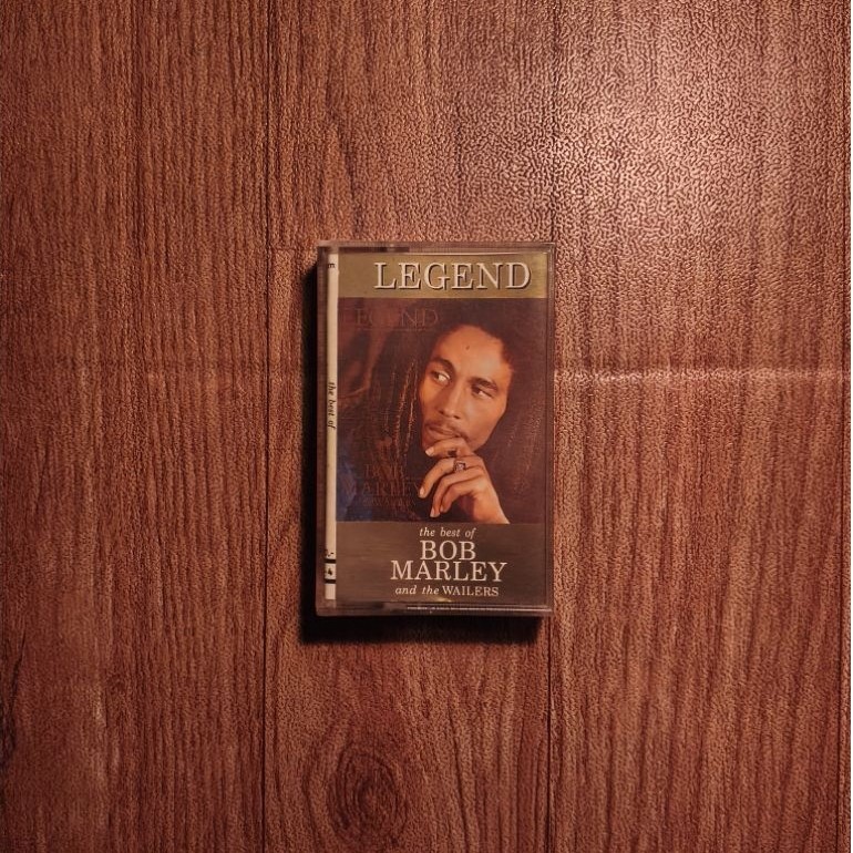 Kaset Pita Bob Marley - The Best Of Bob Marley And The Wailers ( Original )