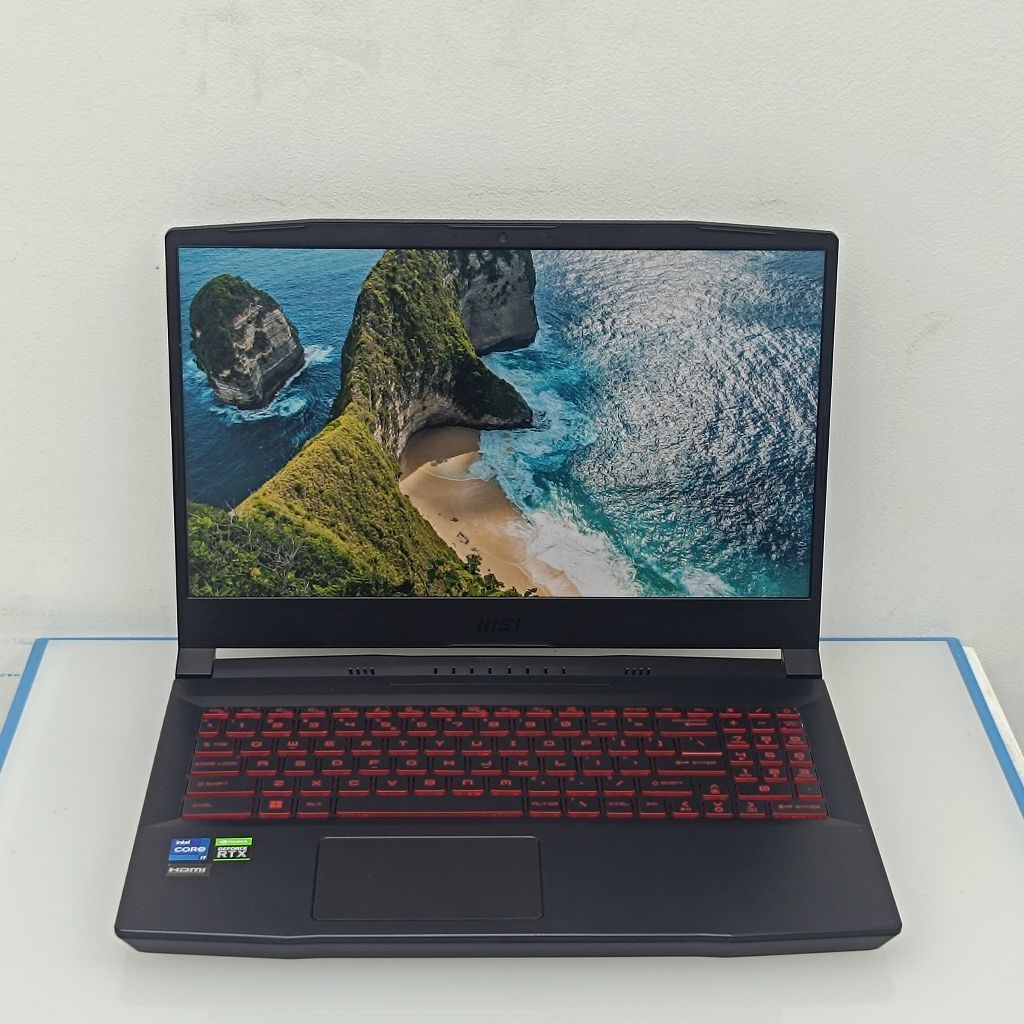 Laptop MSI GAMING KATANA GF66 12UC Intel Core i8-12700H RAM 8GB SSD 512GB RTX 3050 GEN12 144Hz