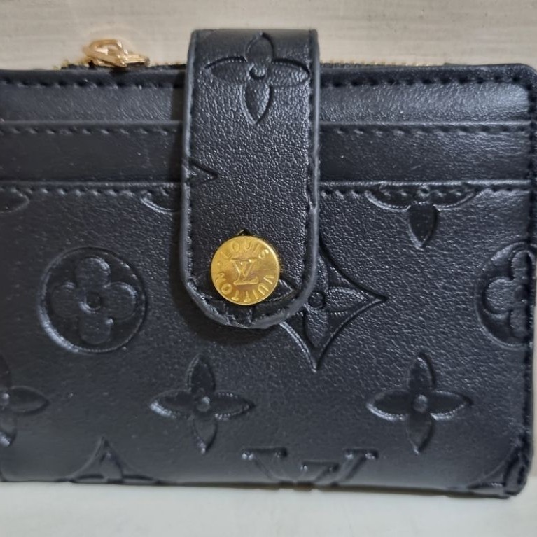dompet lipat kecil LOUIS VUITTON