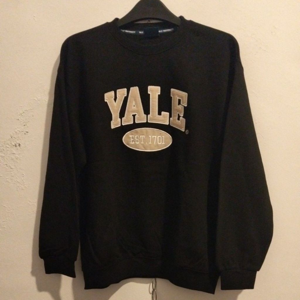 CREWNECK YALE, hitam