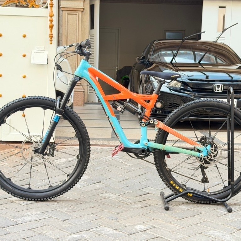 PRELOVED sepeda gunung specialized bike