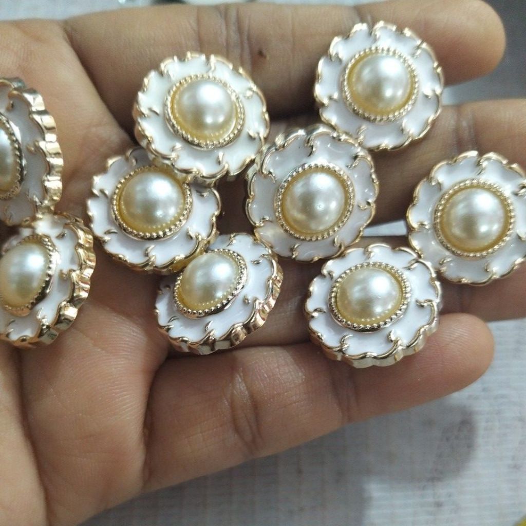12 biji kancing hias ukuran besar