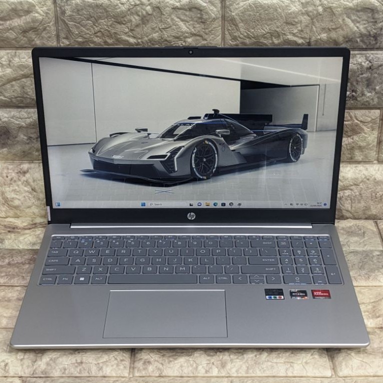 Laptop Hp 15-fc Amd Ryzen 3-7320U RAM 8GB SSD 256GB touchscreen
