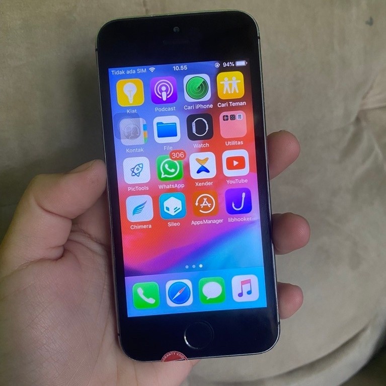 IPhone 5s 64gb Bebas Reset Sudah Jailbreak Normal Siap Pakai