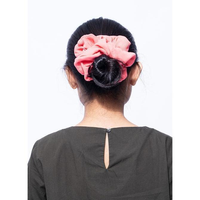 MURAH Geela Official - Red Scrunchie