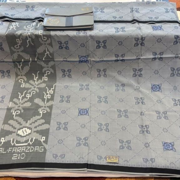 Sarung Al-Farazdag JTB Full Sutra By Ketjubung Second Langka kondisi Like New Istimewa
