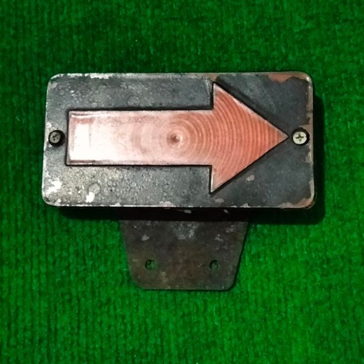 ​Lampu Tanda Belok Truk Jadul Vintage Klasik - Lampu Sign Arah Panah Lawas - Aksesoris Mobil Komersi