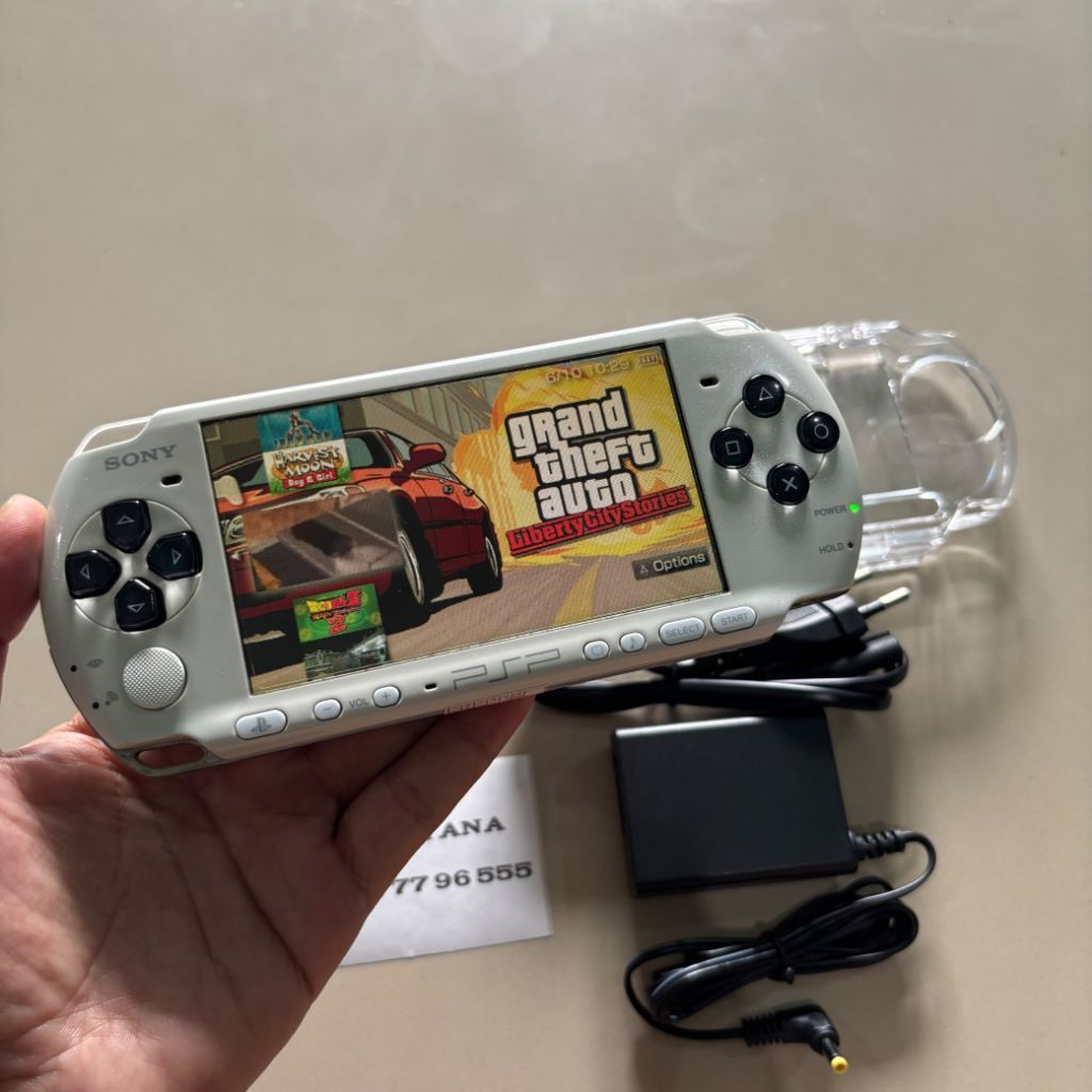 PSP 3000 WHITE METALIC KONDISI SECOND MULUS - CFW FULL GAME