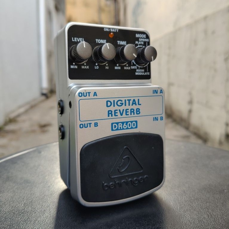 efek gitar Behringer DR600 Digital Reverb