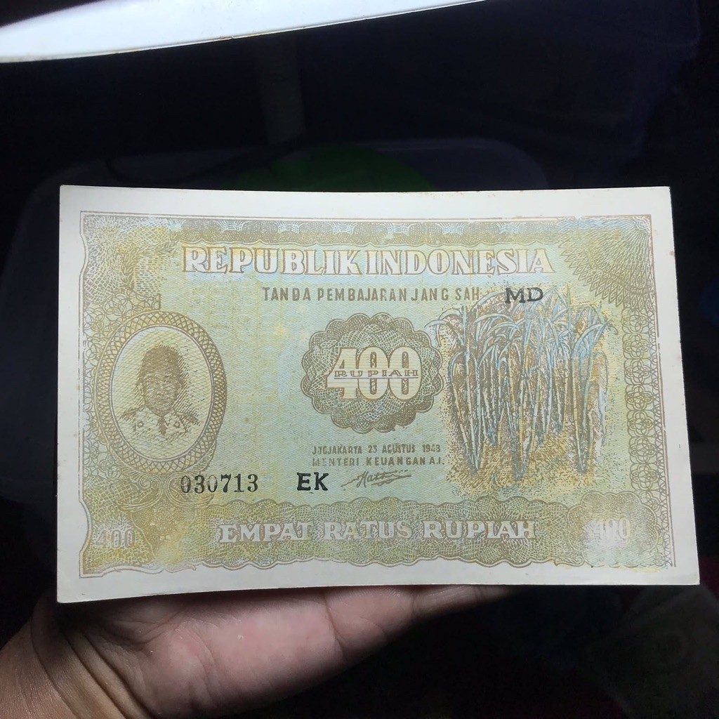 Uang Kertas Republik Indonesia 400 Rupiah Tanda Pembayaran Jang Sah MD 030713 EK