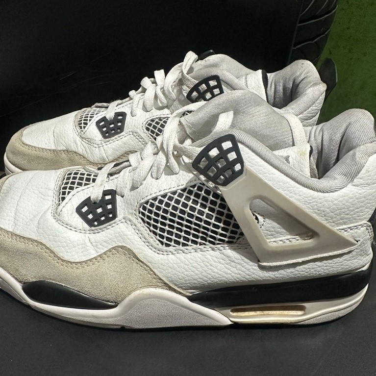 Retro4 air jordan size 42 insol 26.5 second
