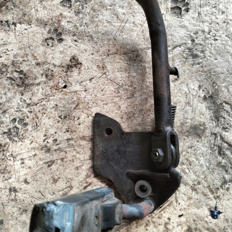 Step depan satria 2tak hiu lumba kiri